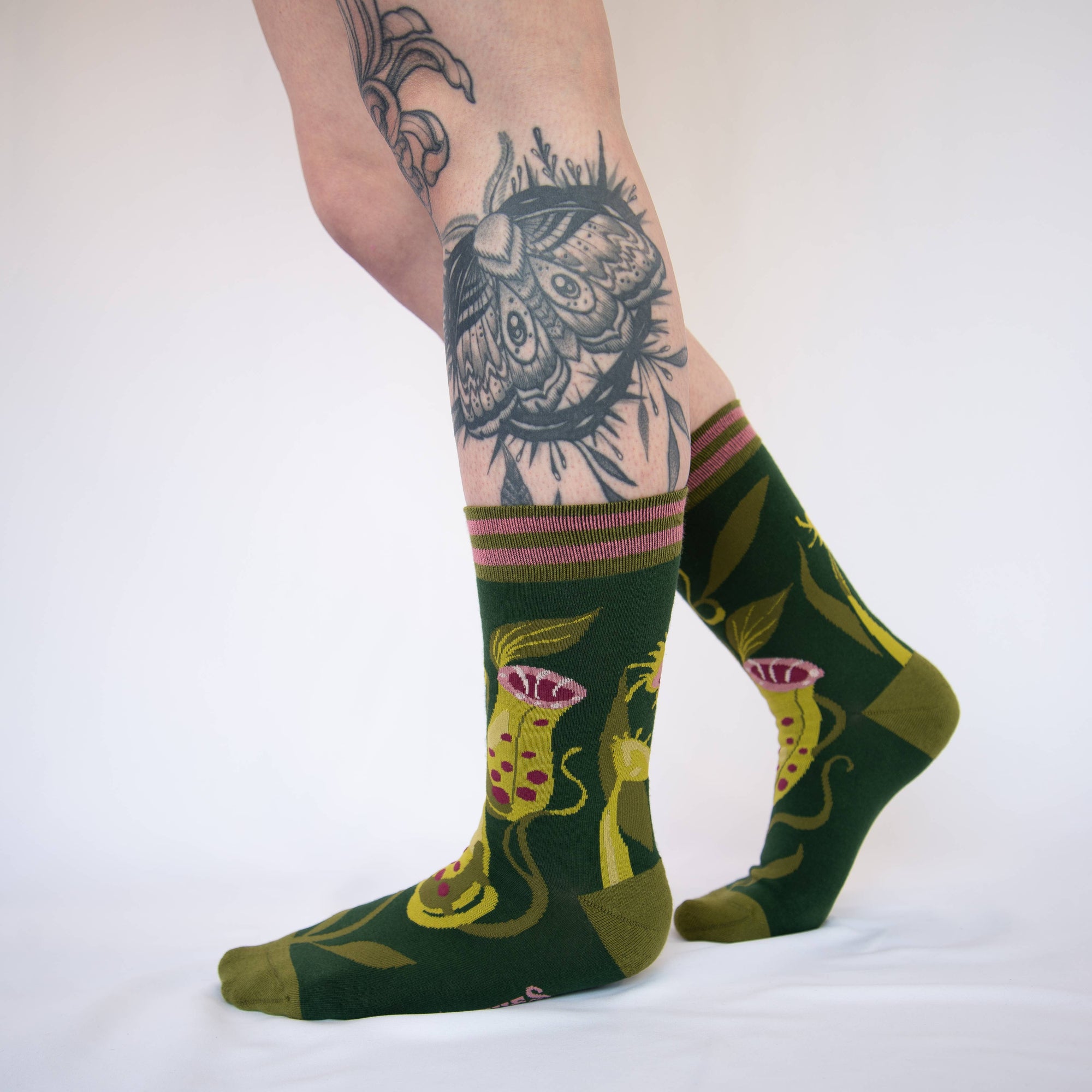 Pitcher Plant Crew Socks