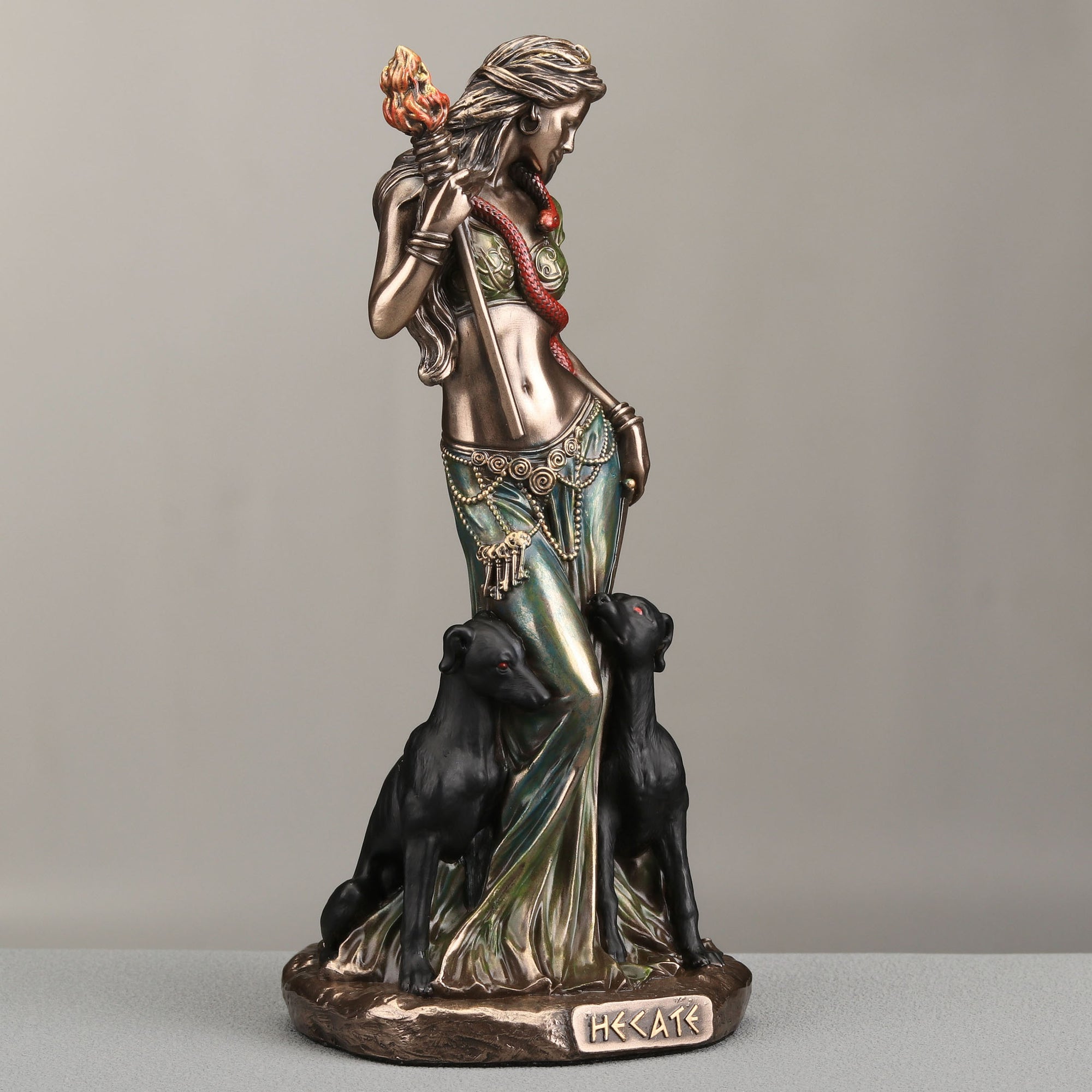 Hecate Greek Goddess Of Magic - 16cm