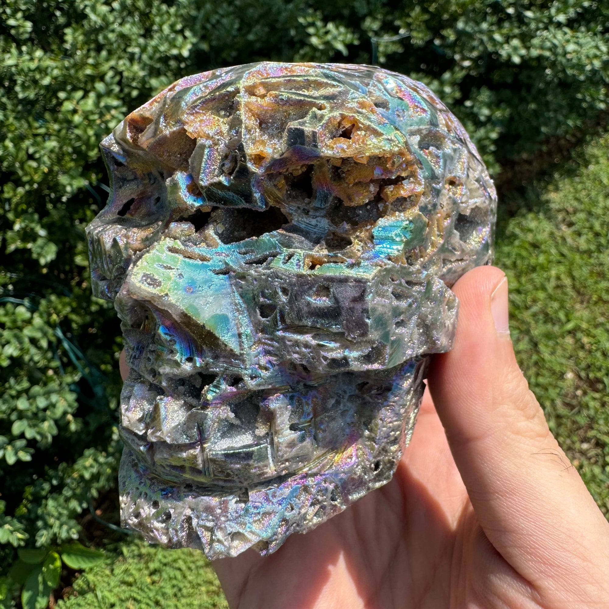 angel aura sphalerite skull from Cast a Stone 