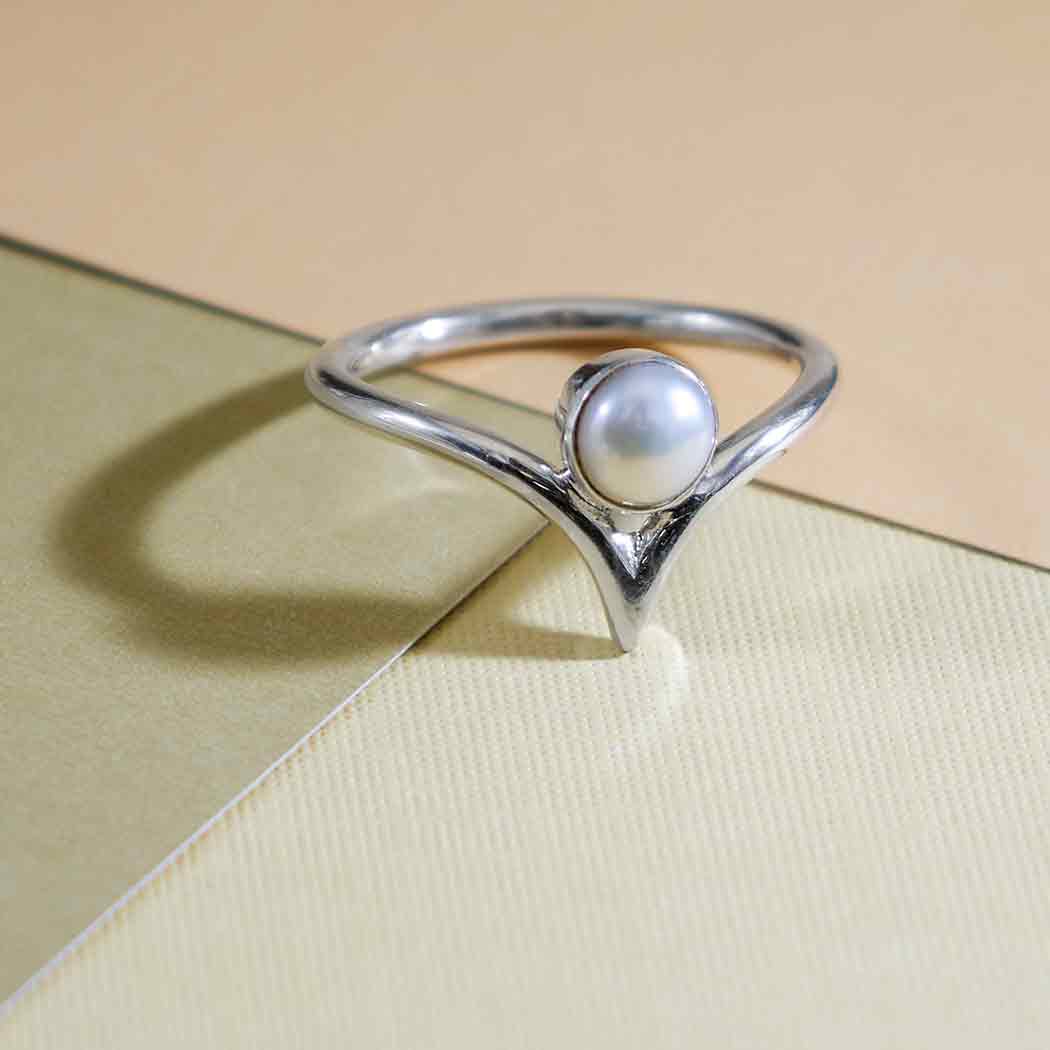 Sterling Silver Chevron Ring with Pearl