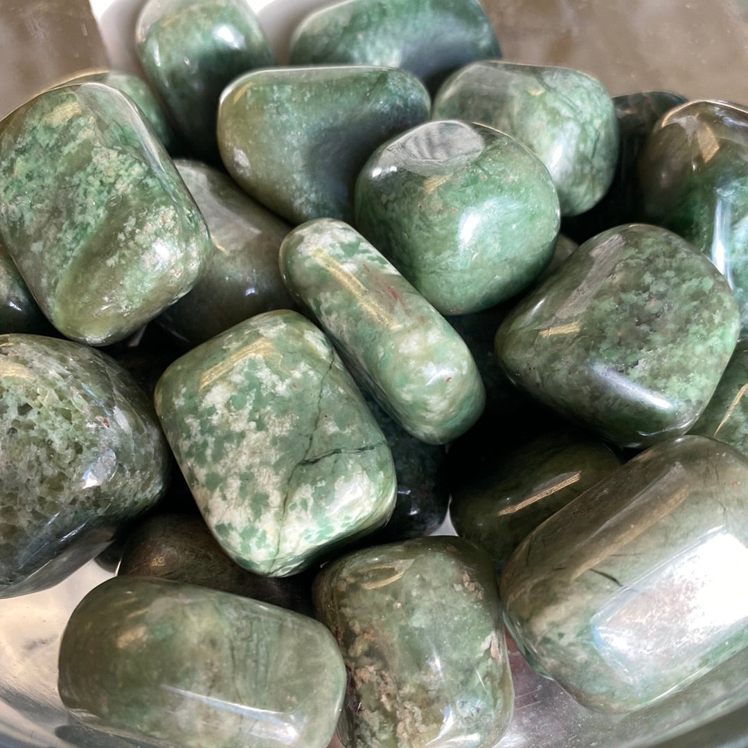 Grossular Green Garnet Metaphysical Stone - Genuine Healing Stones